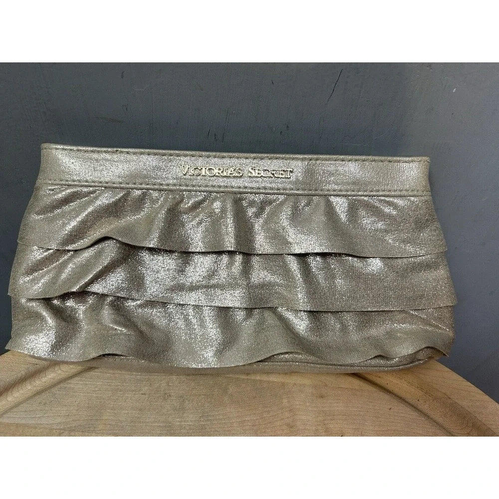 Victoria's Secret Clutch Bag Womens OS Gold Metallic Ruffle Evening Glam 2978